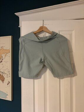 MPG Sage Green High Rise Biker Shorts with Side Pockets, Size L